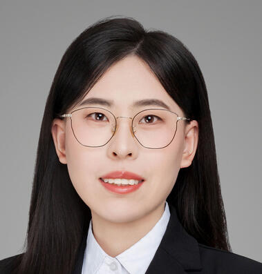 嚴淑英（営業担当）